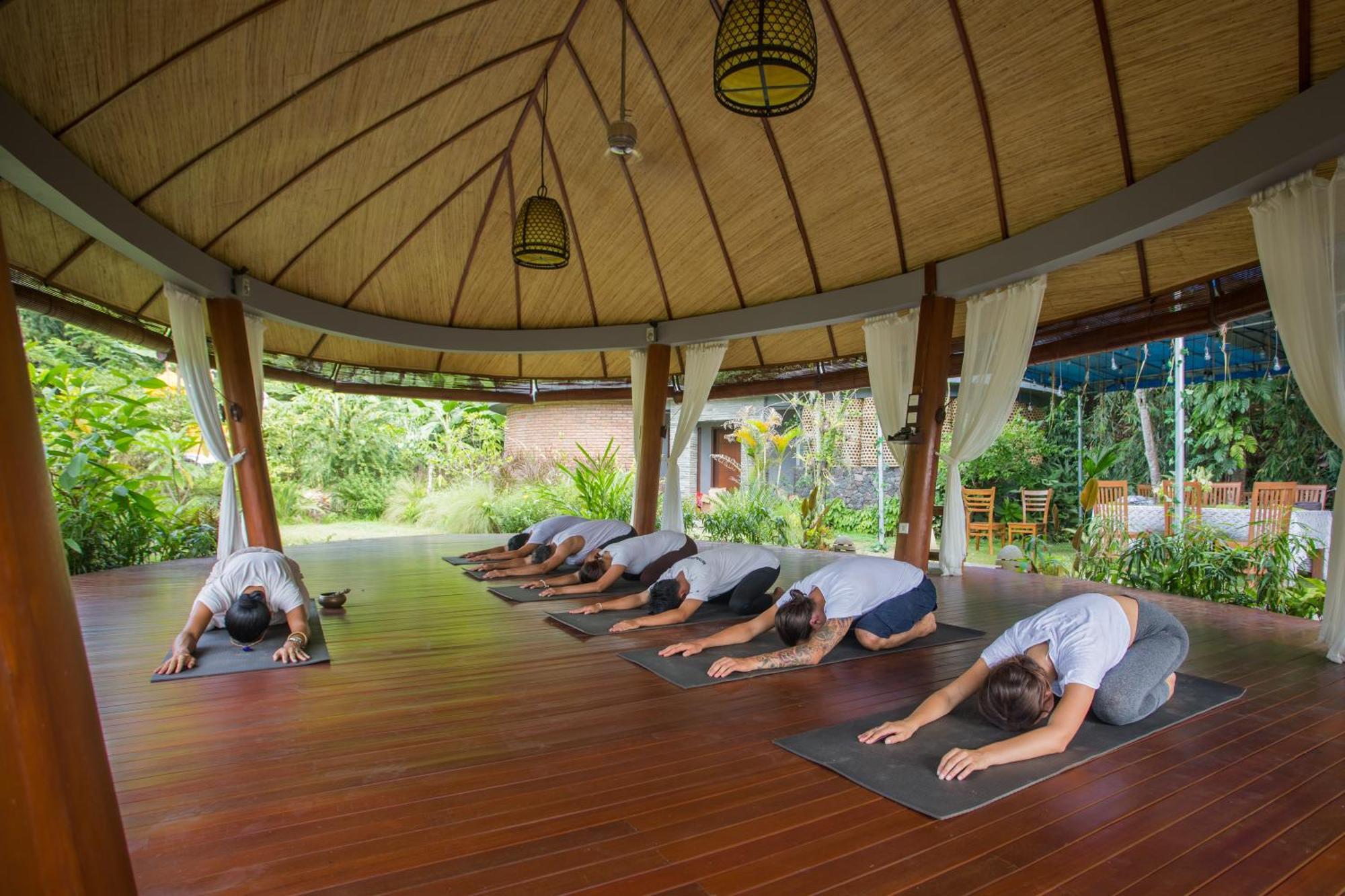 De Moksha Eco Friendly Boutique Resort Танах Лот Экстерьер фото