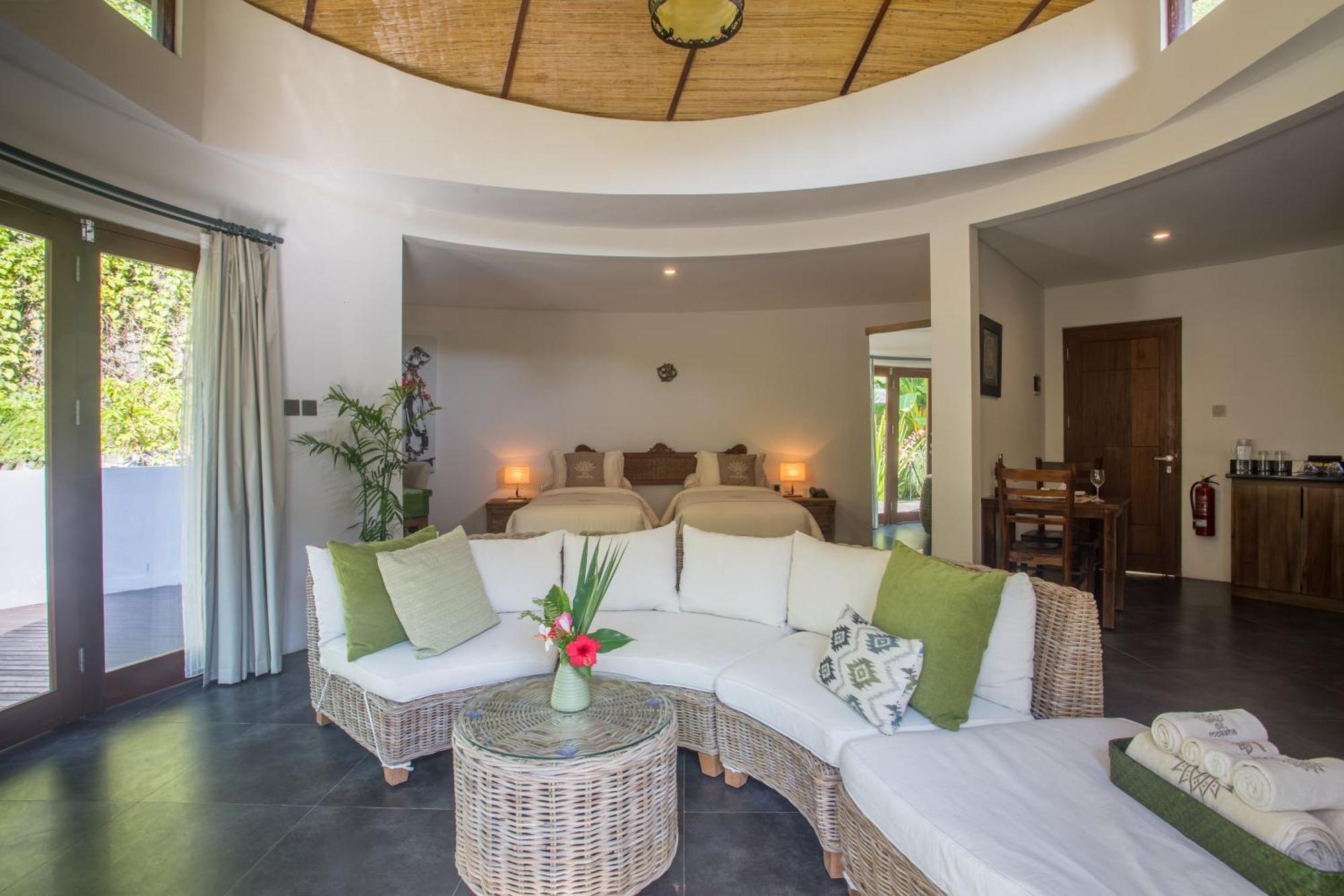 De Moksha Eco Friendly Boutique Resort Танах Лот Номер фото